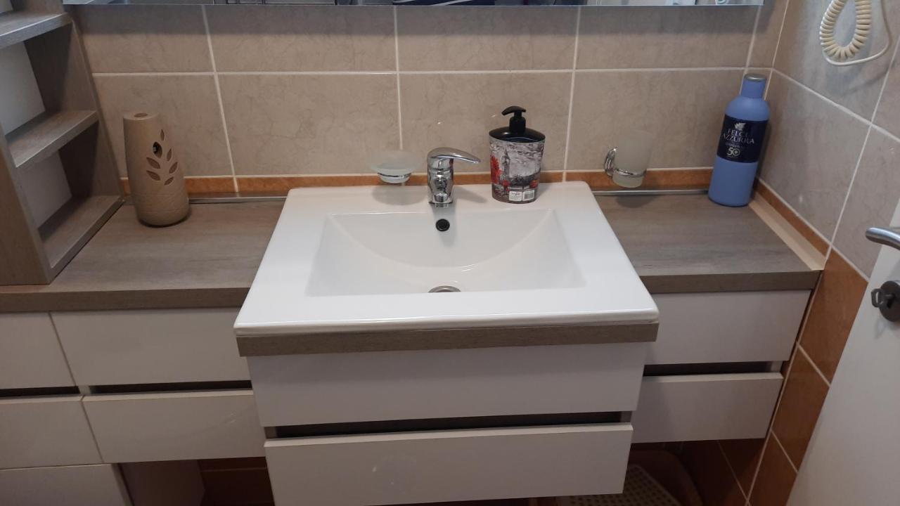 Apartman Modena Lux Vrnjačka Banja Exterior foto